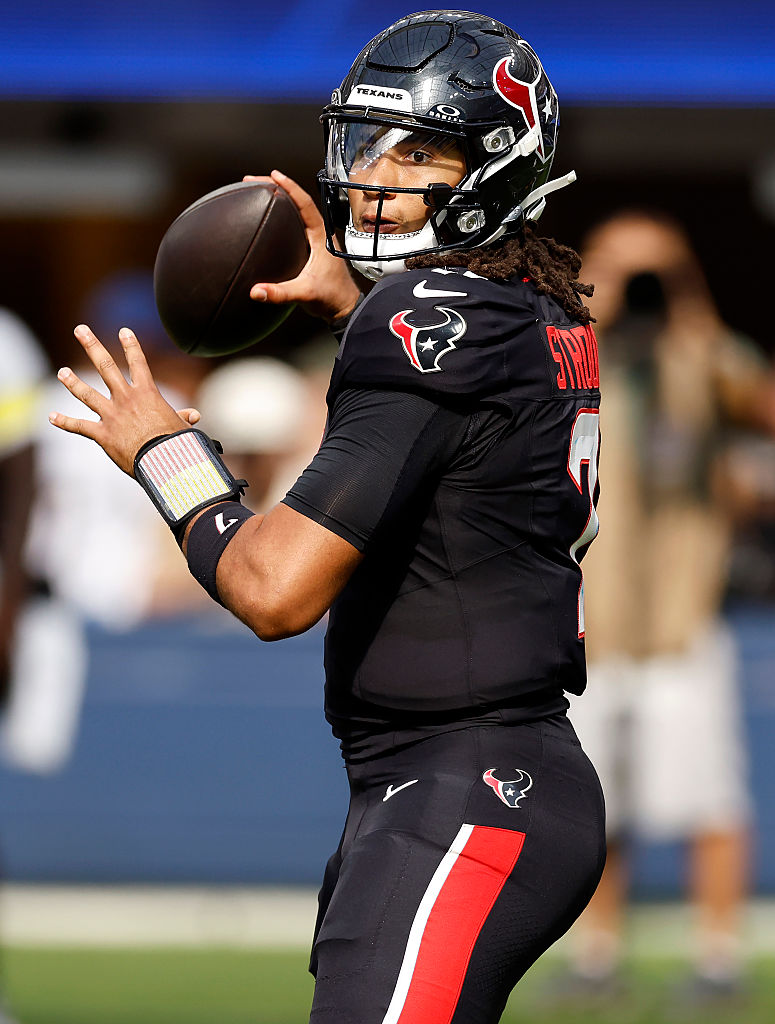 Houston Texans v Los Angeles Rams - NFL 2025