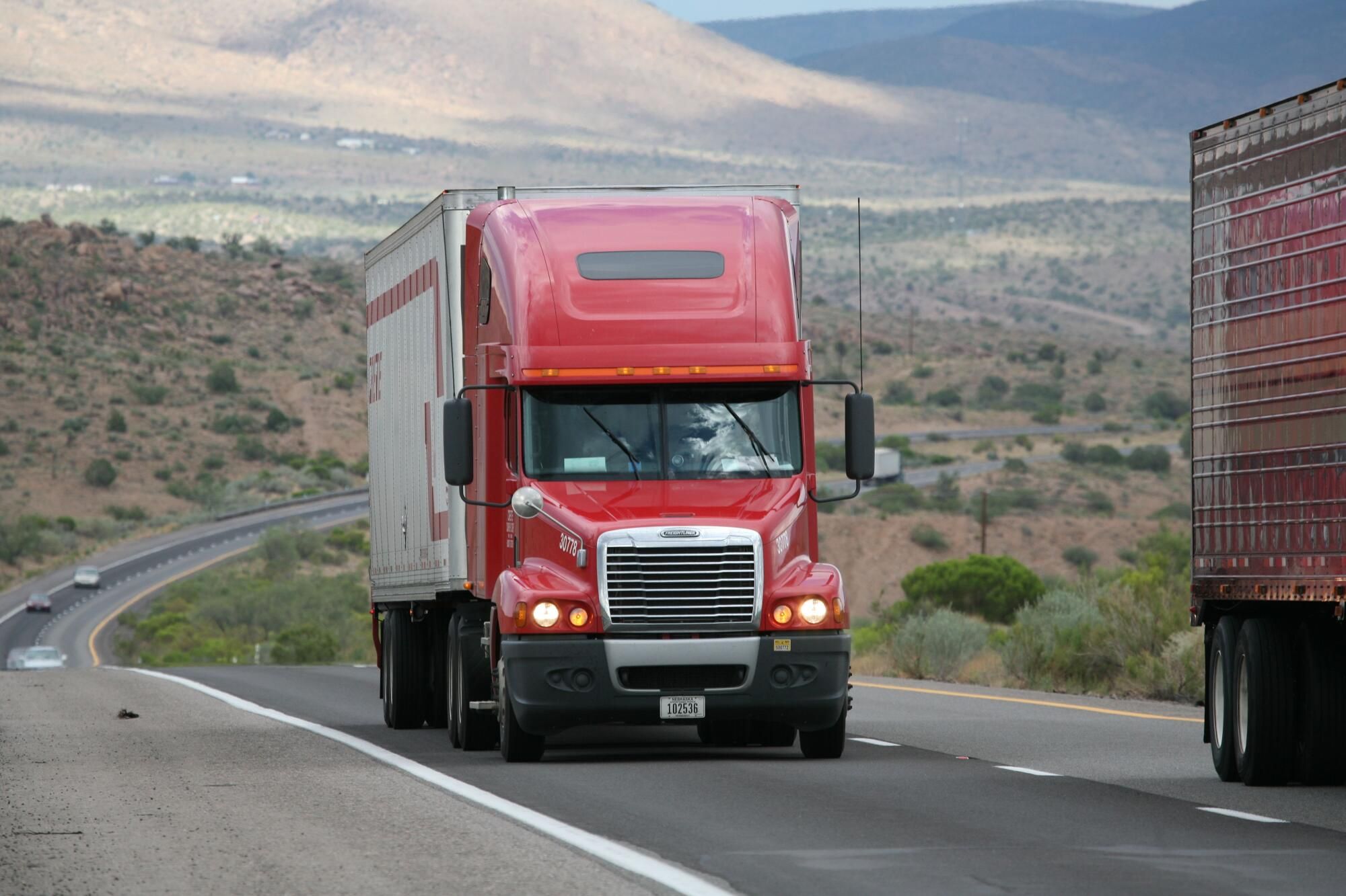 Why truck driver crashes can involve more than one insurance policy